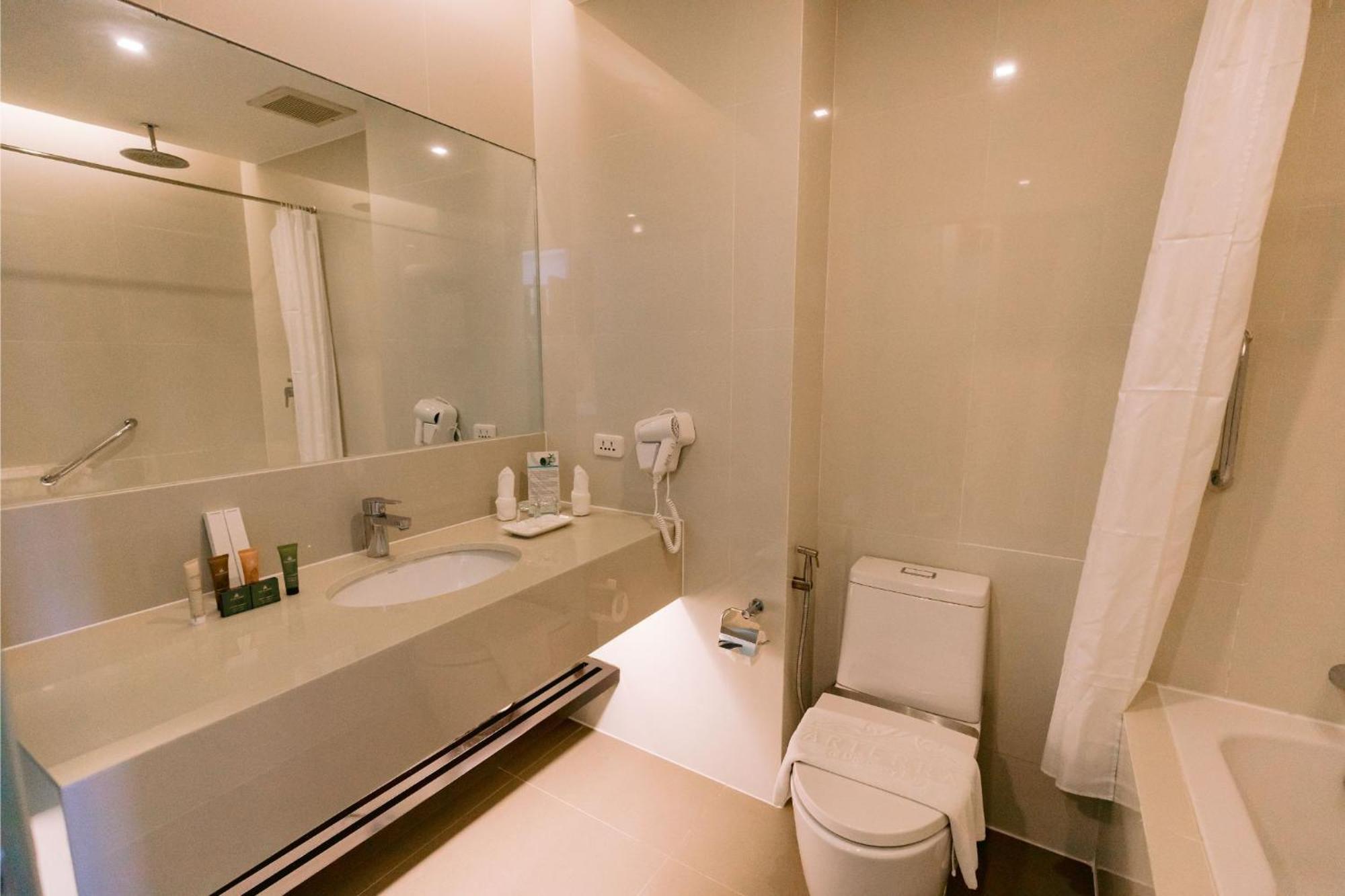 Arterra Seaview Resort Île de Mactan Extérieur photo