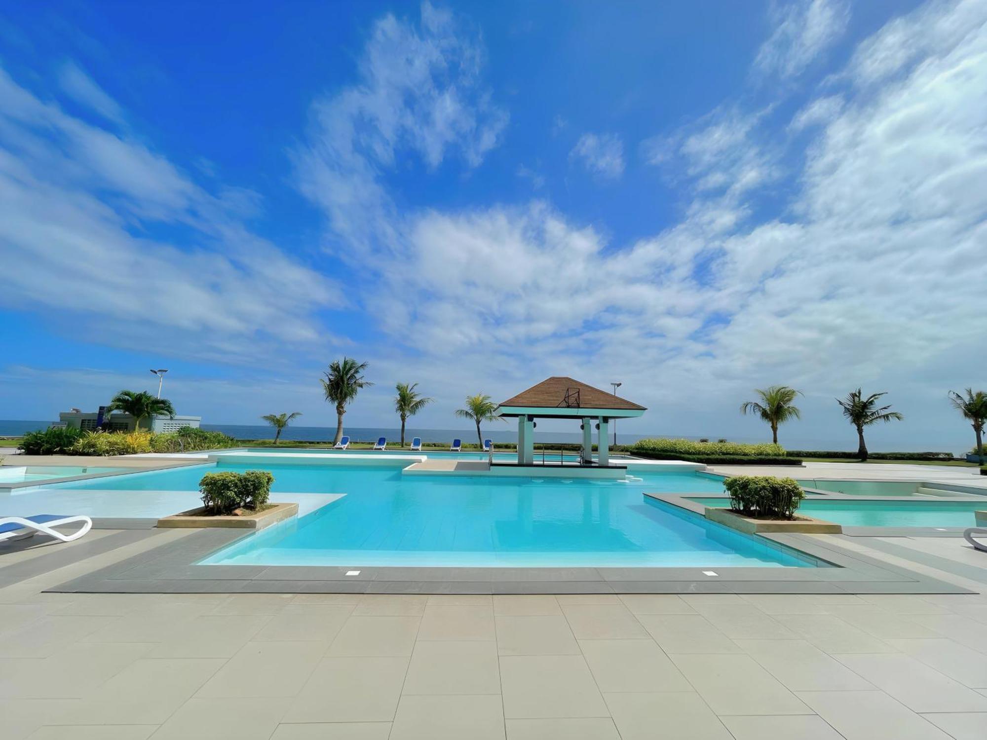 Arterra Seaview Resort Île de Mactan Extérieur photo